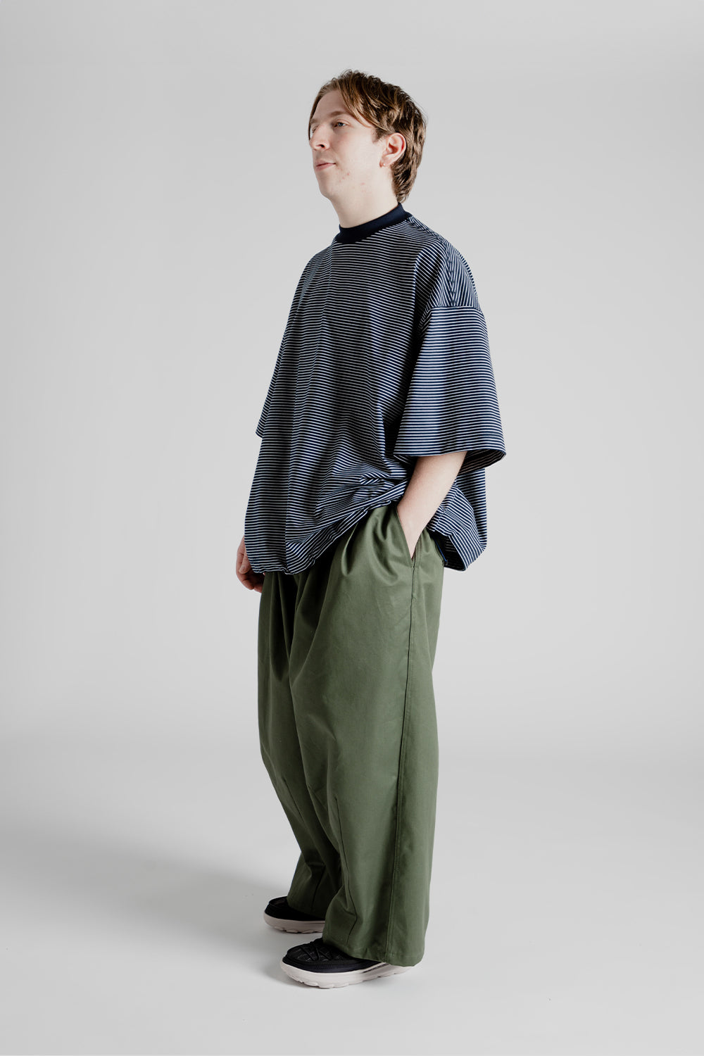 Is-Ness Balloon Border S/S T-Shirts in Navy