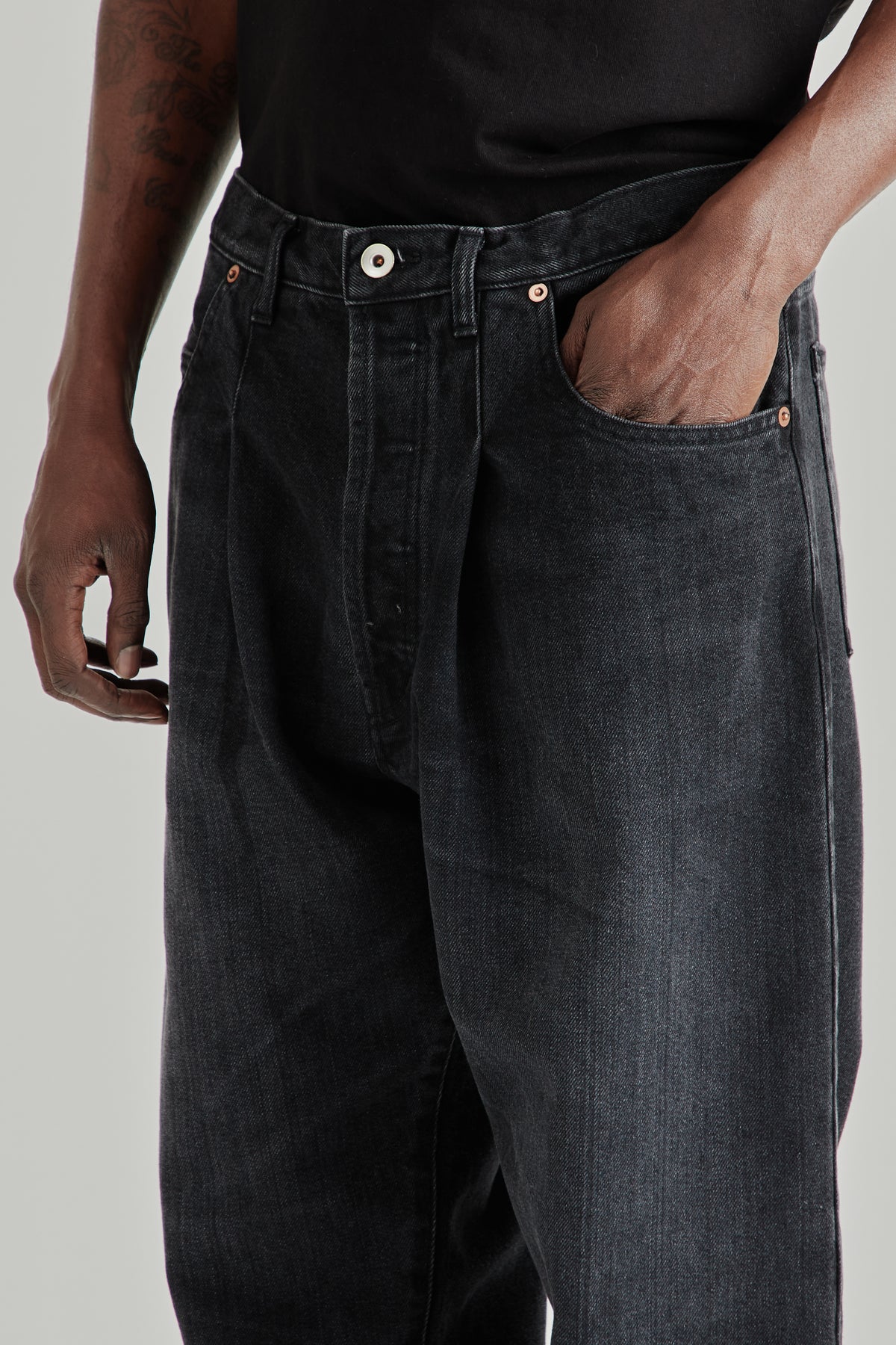 Selvedge 5‑Pocket Enzyme‑Washed Denim Pants - Black