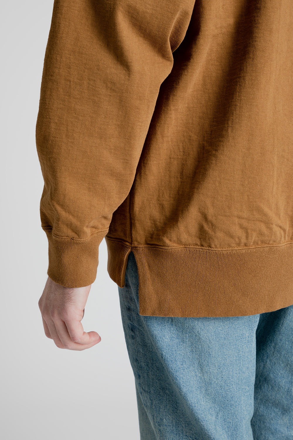 Jackman Dotsume V Neck in Honey Brown