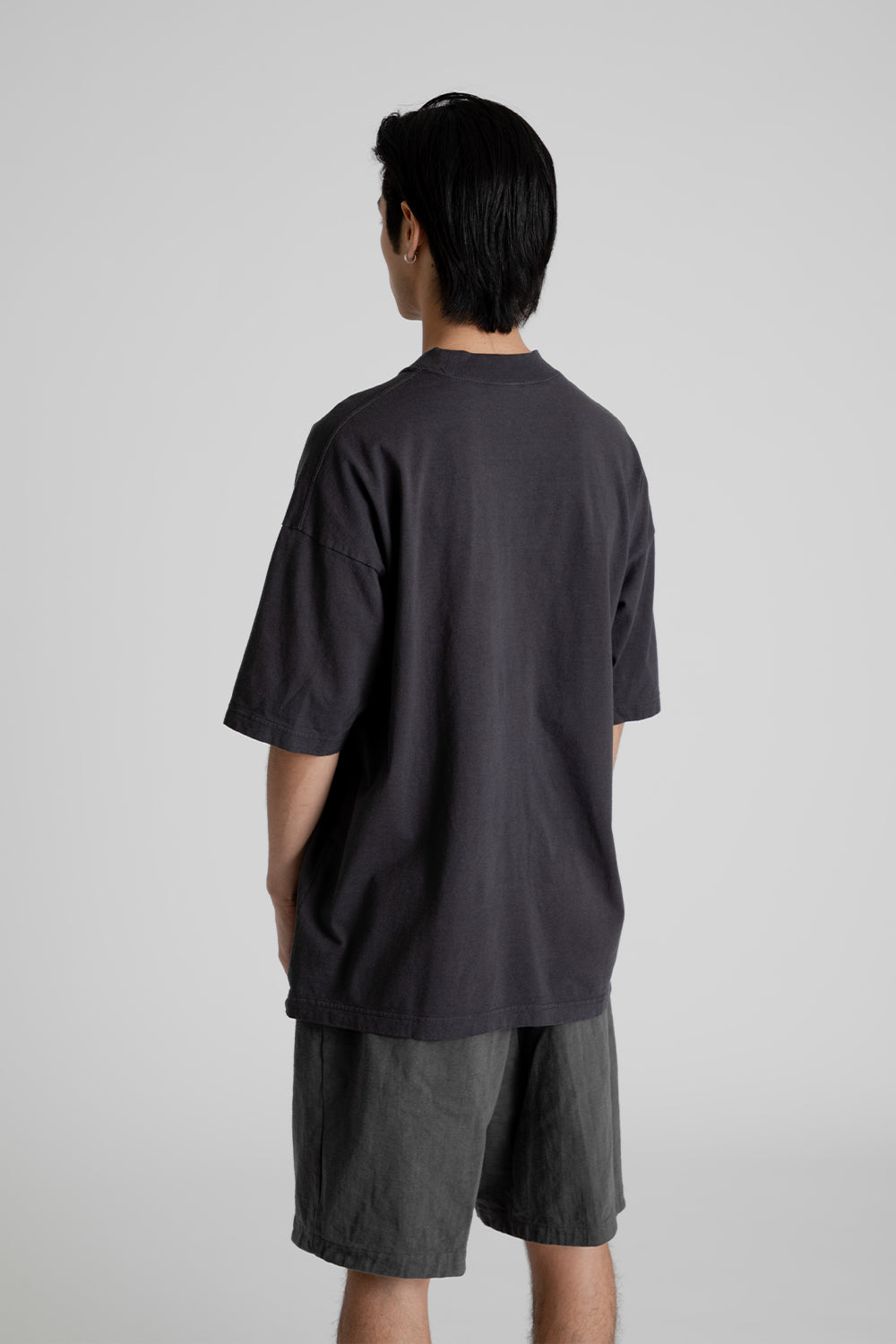 Jackman Midneck Tee in Ink Black