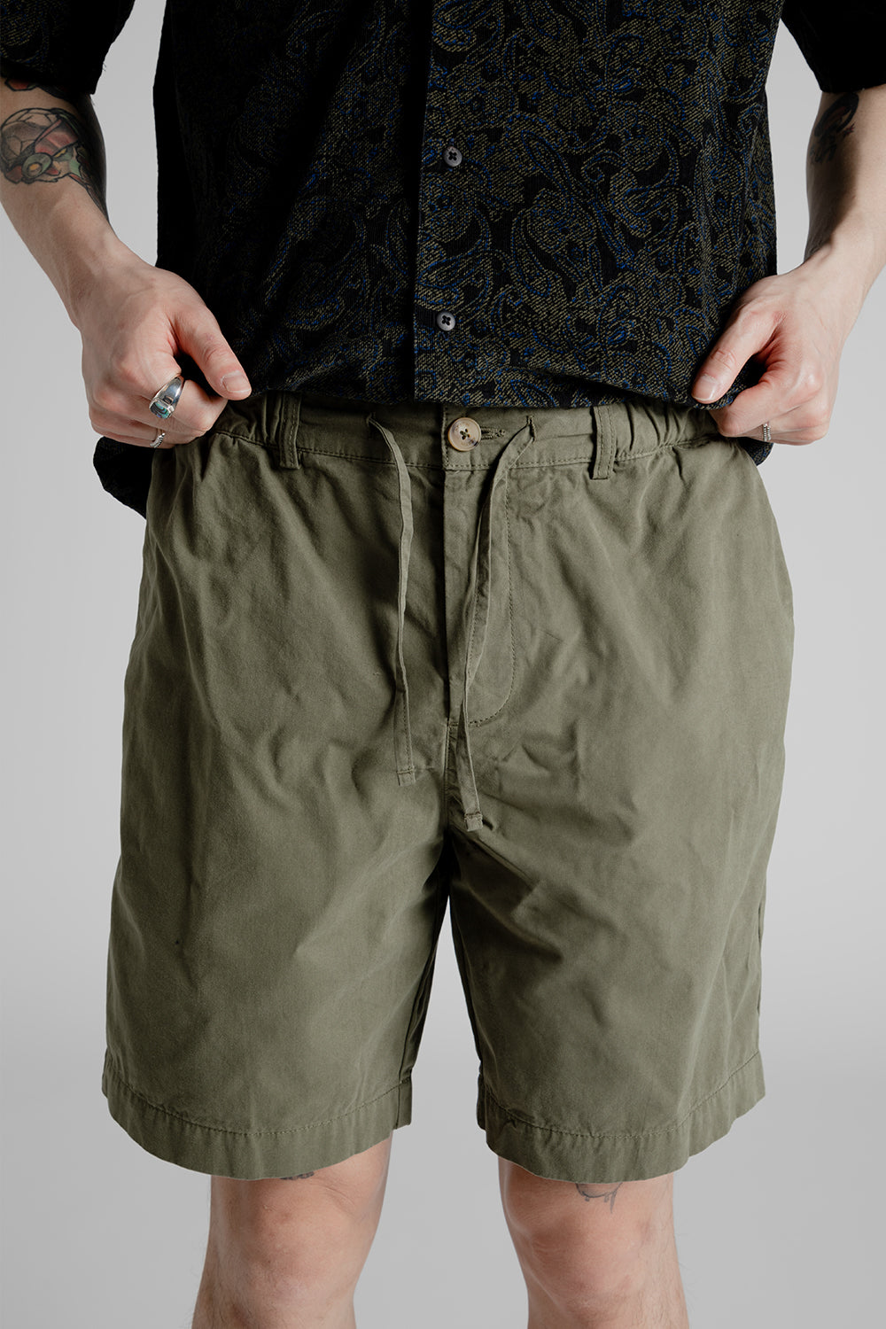 Kestin Inverness Shorts in Olive.