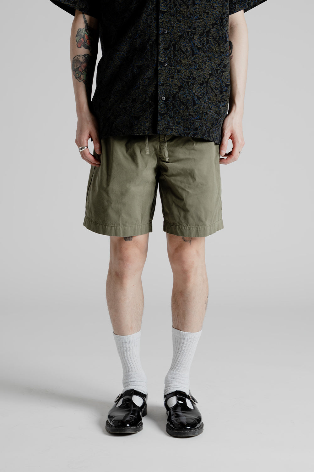 Kestin Inverness Shorts in Olive.