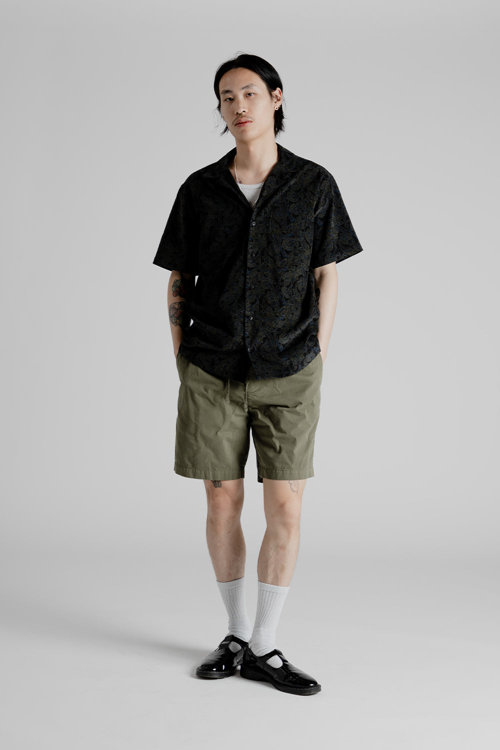 Kestin Inverness Shorts in Olive.