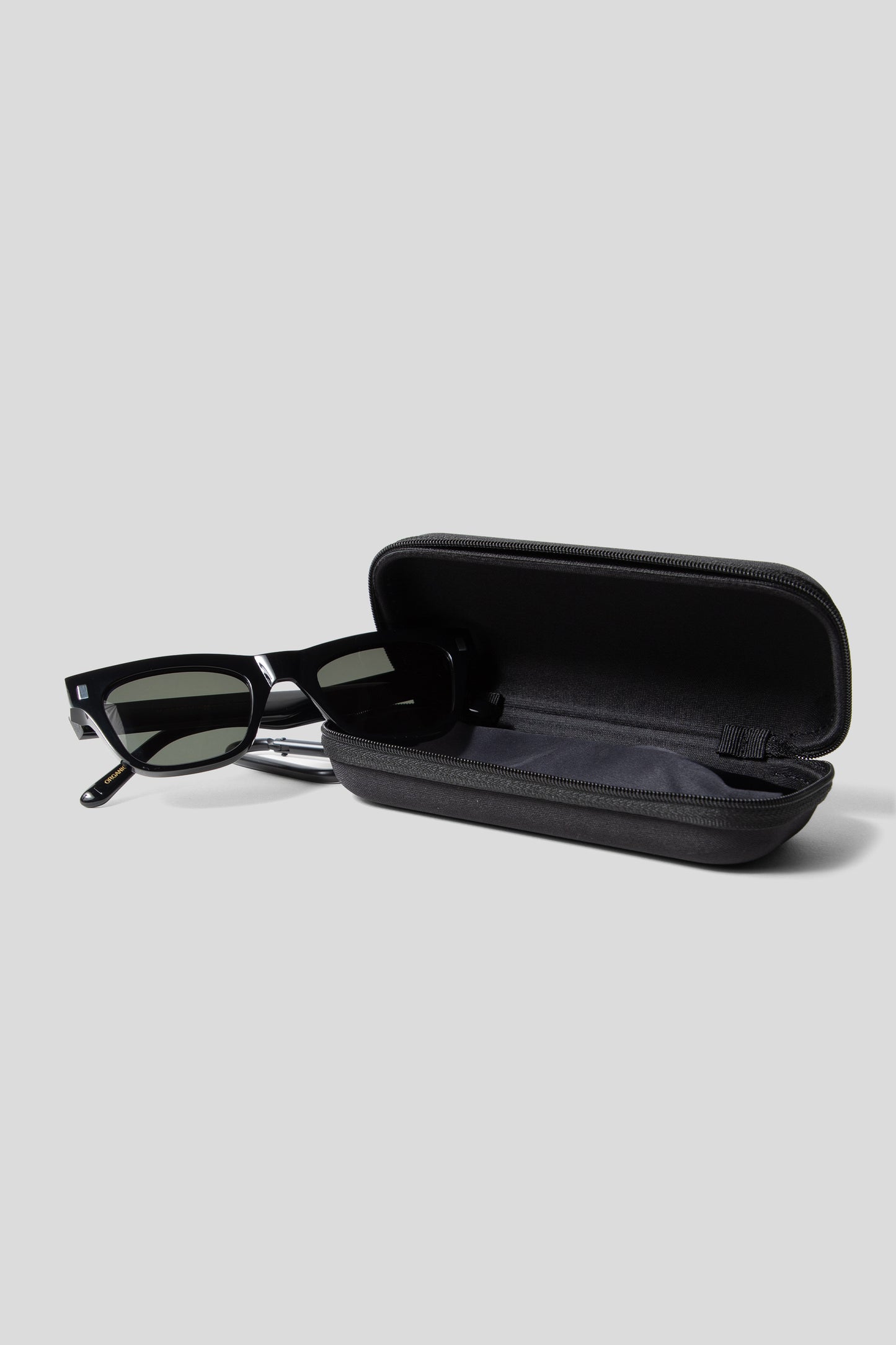 Aki - Black/Green Solid Lens - Wallace Mercantile Shop