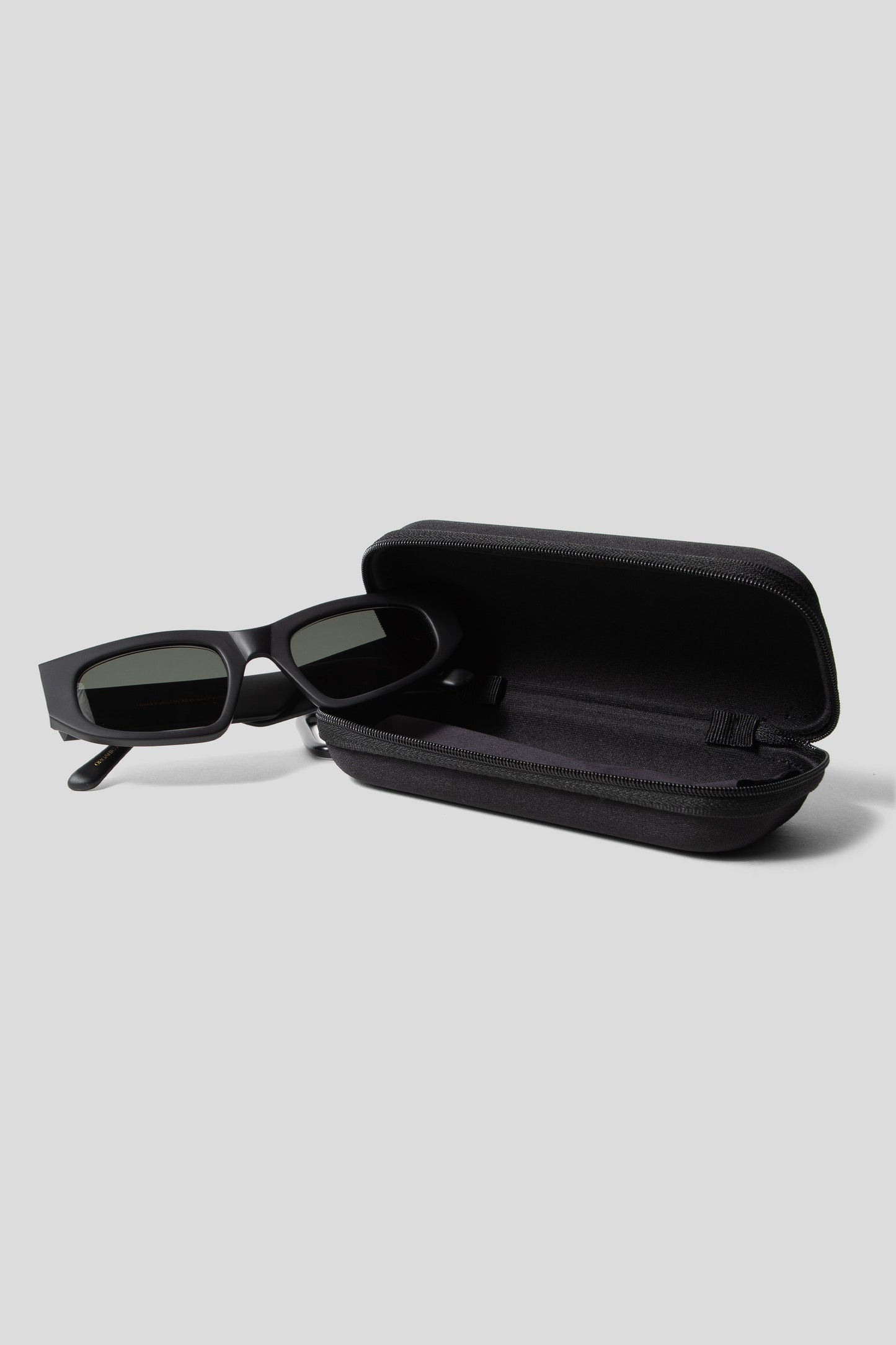 Eclipse - Matt Black/Green Solid Lens - Wallace Mercantile Shop