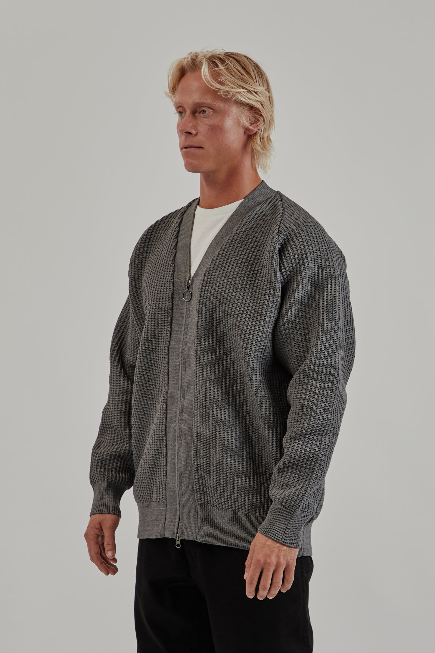 Nanamica FW25 5G Zip Cardigan Heather Gray 4