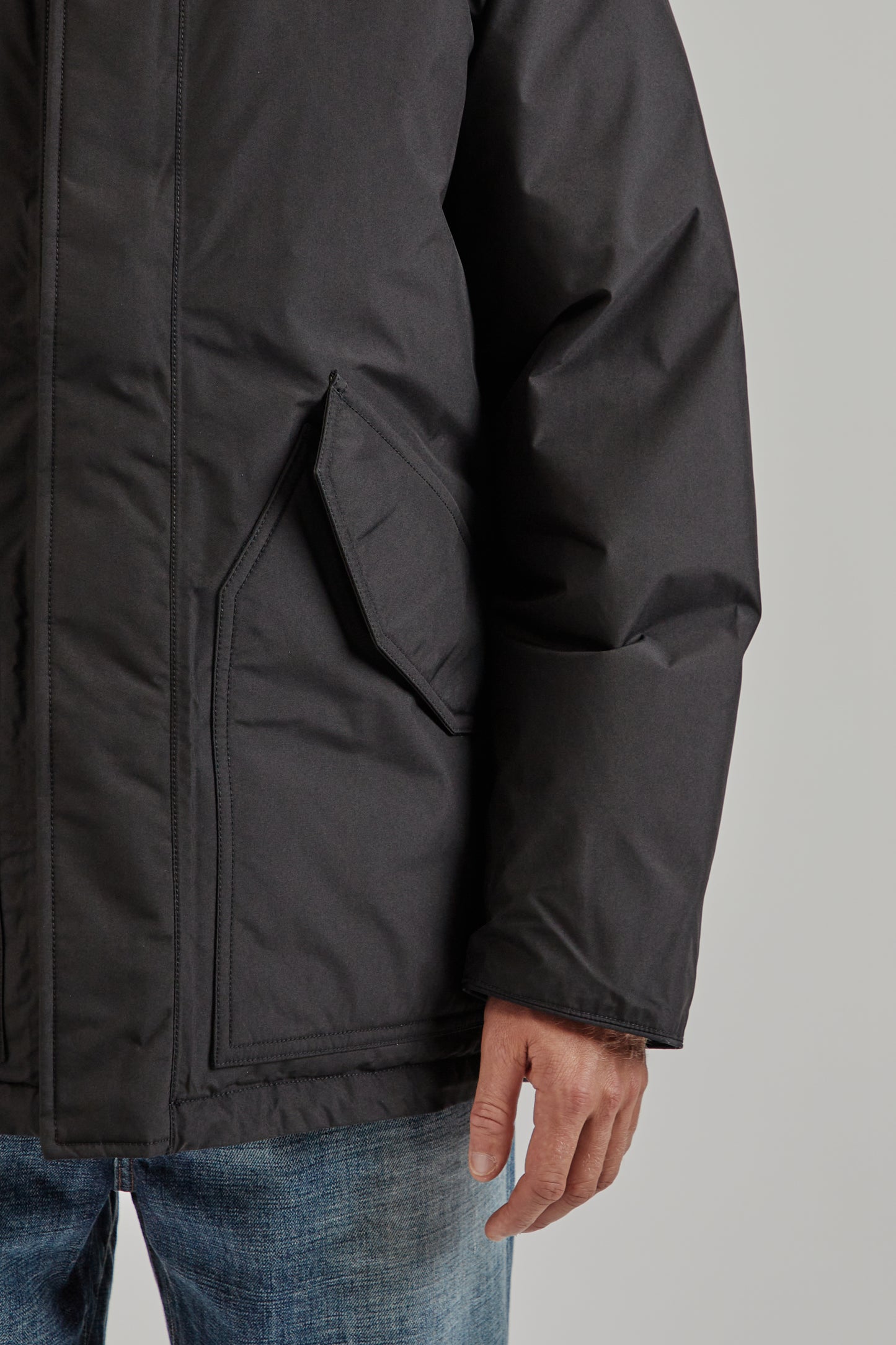 Nanamica FW25 Gore-Tex Down Coat Black 8