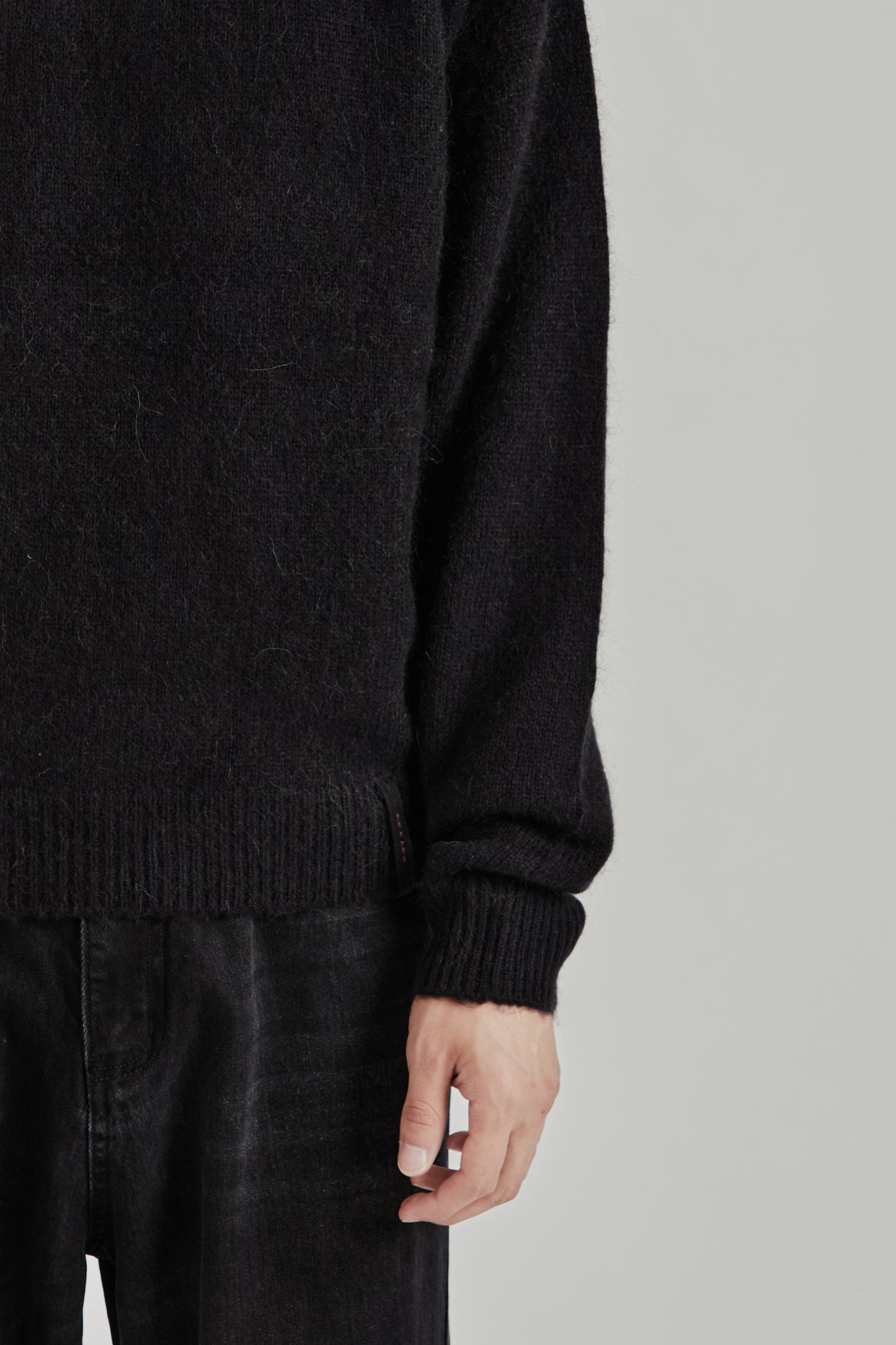 Double Button Alpaca Hood - Black