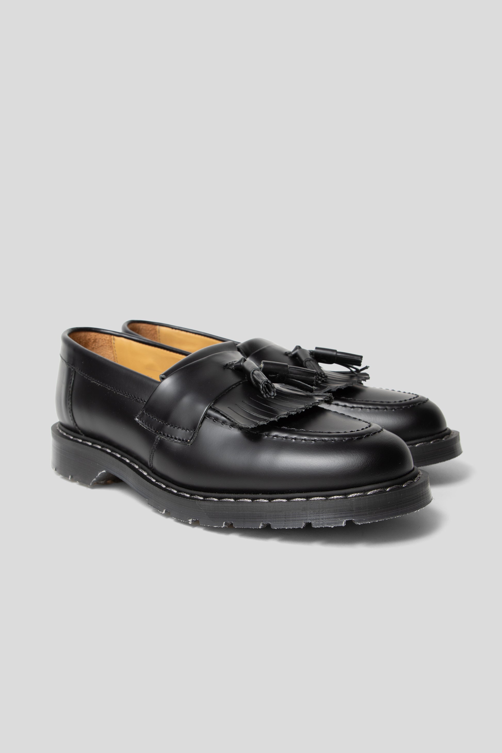 Solovair SS25 Tassel Loafer Black Hi-Shine 02