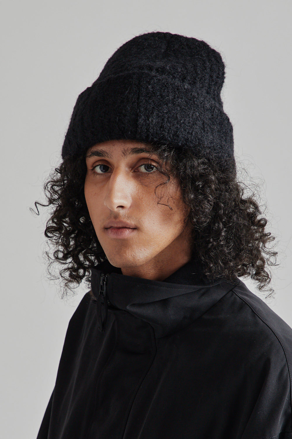 Sunflower Beanie in Black