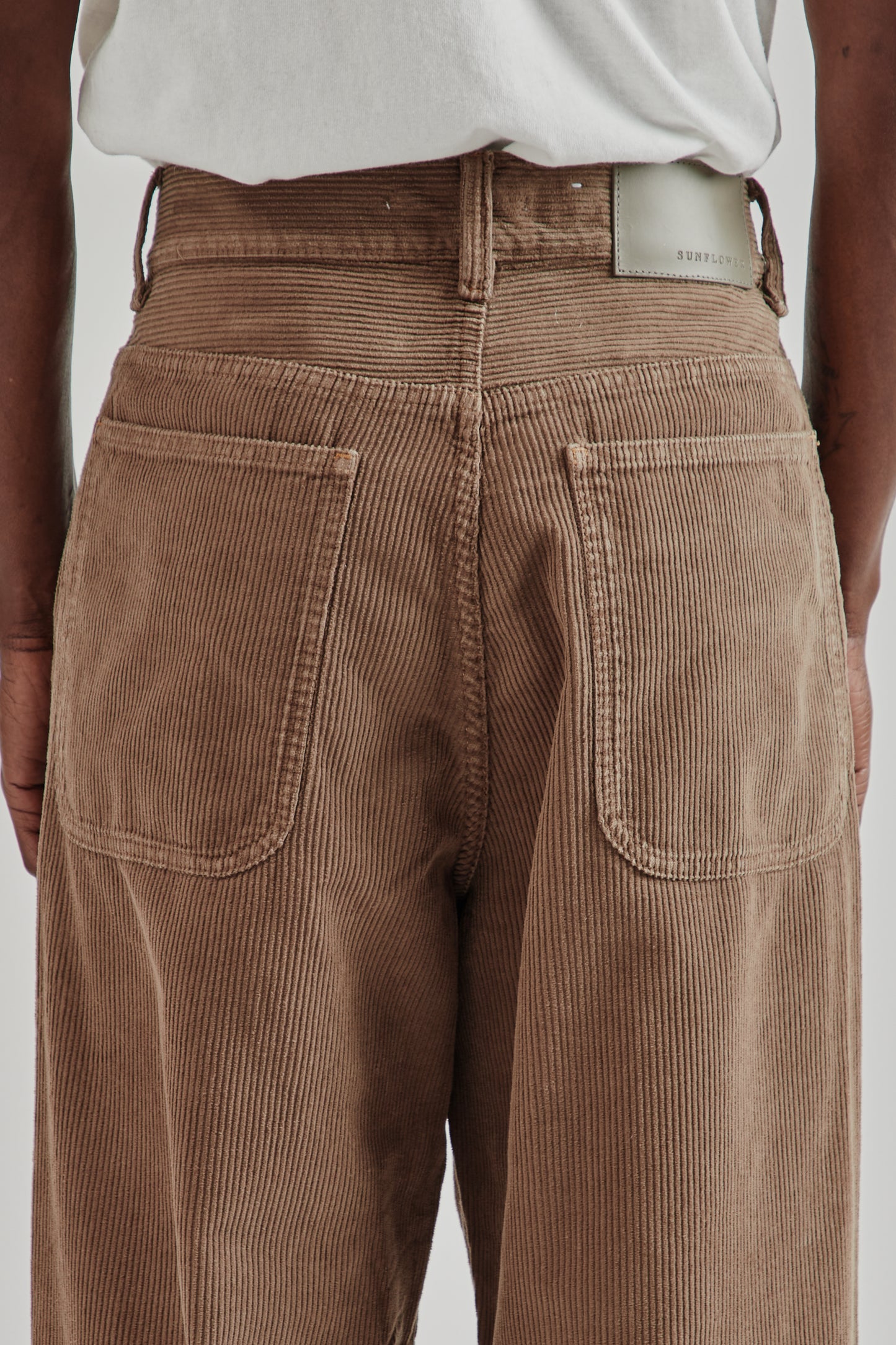Sunflower FW25 Super Wide Corduroy Pant Taupe13
