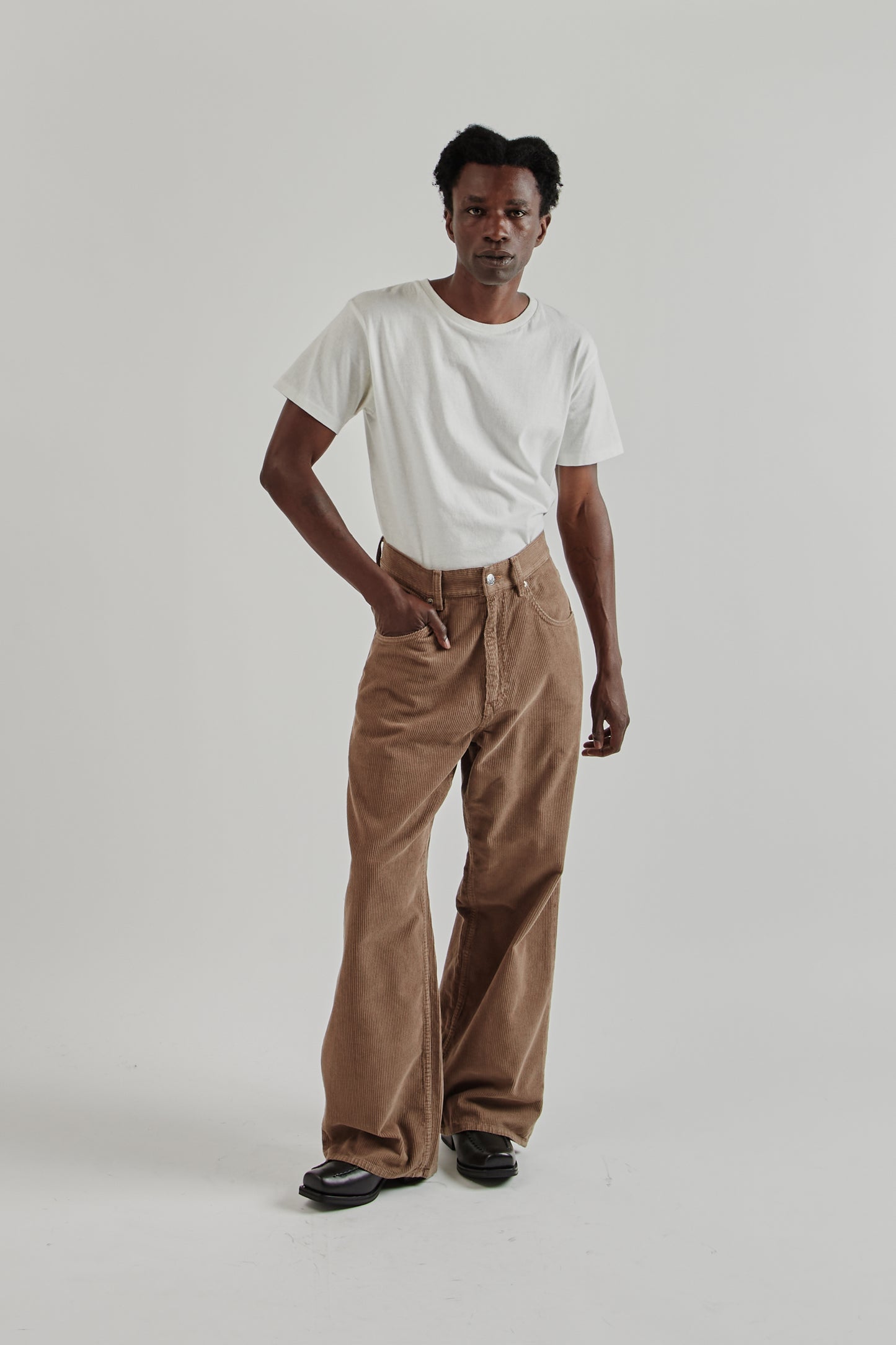 Sunflower FW25 Super Wide Corduroy Pant Taupe20