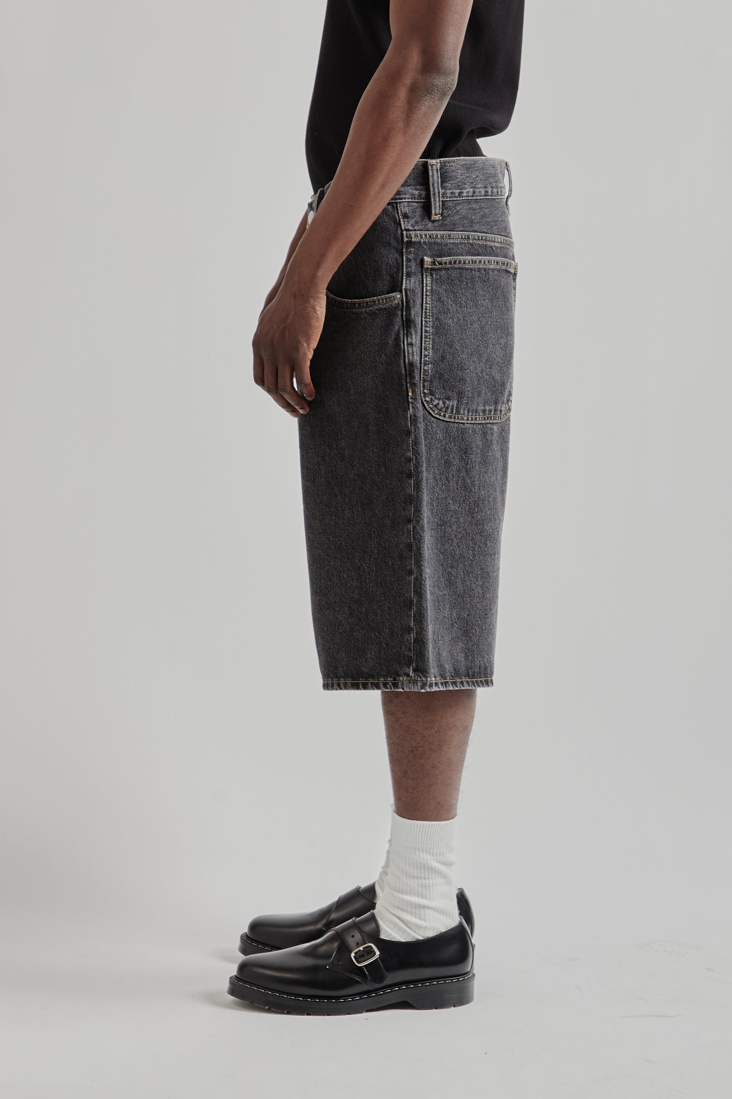 Super Wide Short - Black Stone