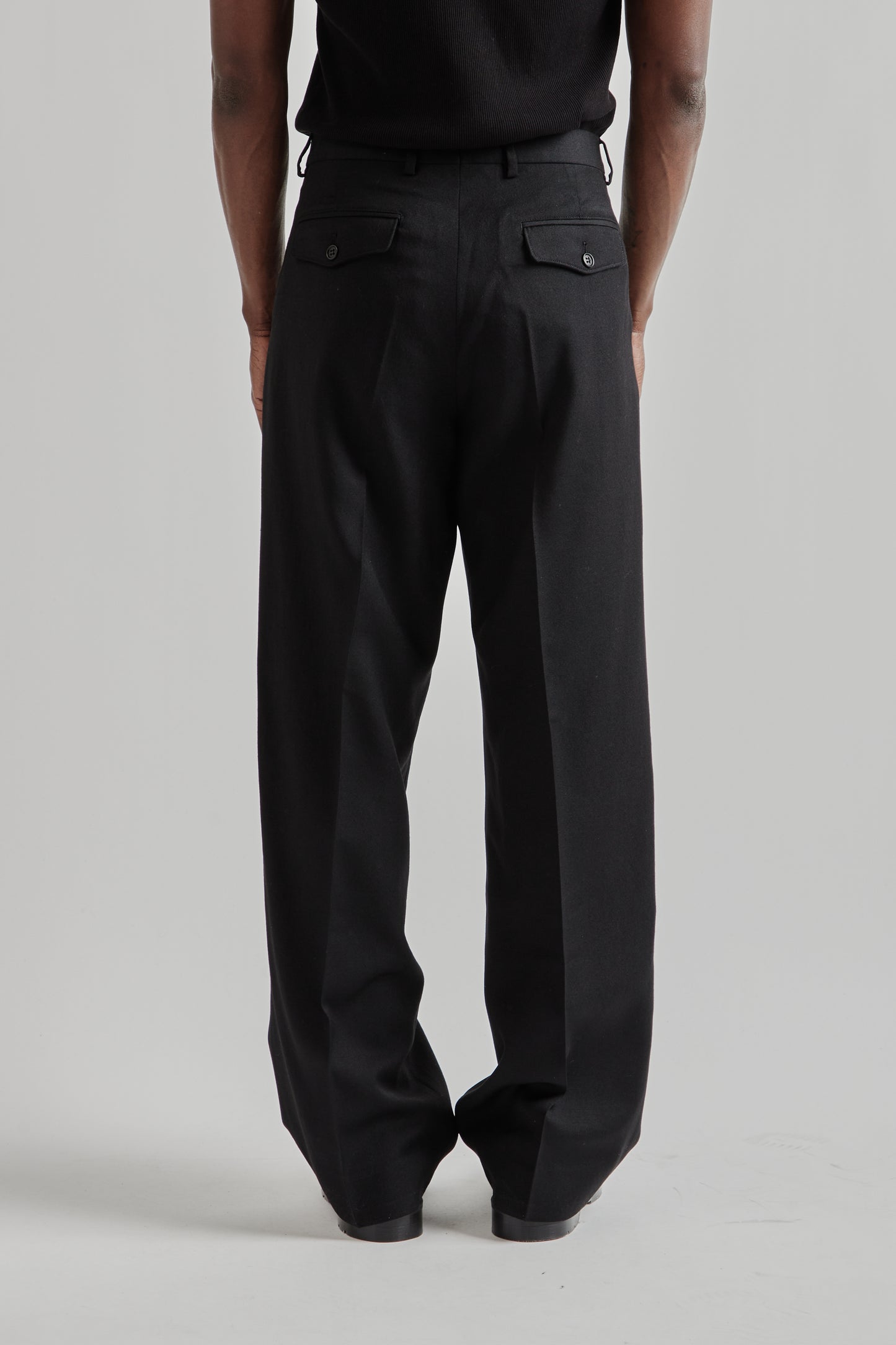 Wide Pleated Trouser - Black
