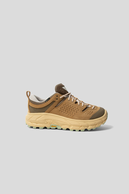 Hoka's Tor Ultra Lo sneakers in the Wheat/Mushroom Colourway.