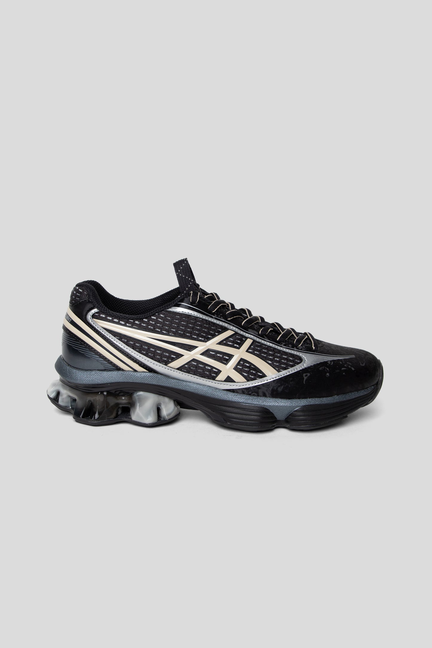 US6-Gel-Kinetic Fluent - Black/Vanilla