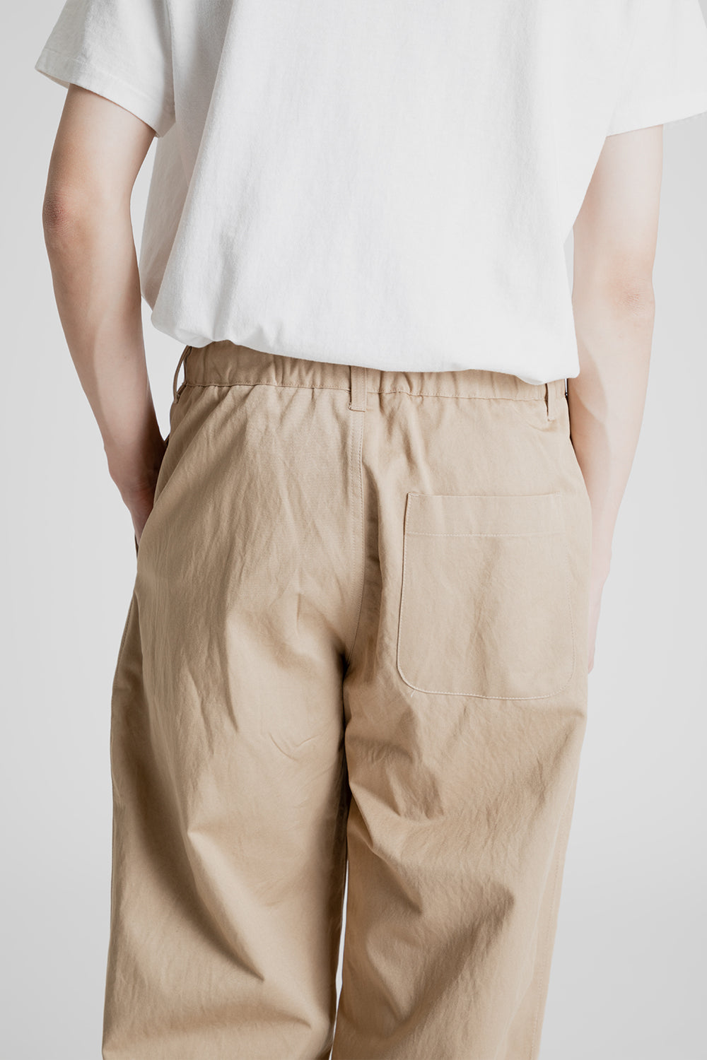 Uniform Bridge Banding Chino Pants in Beige