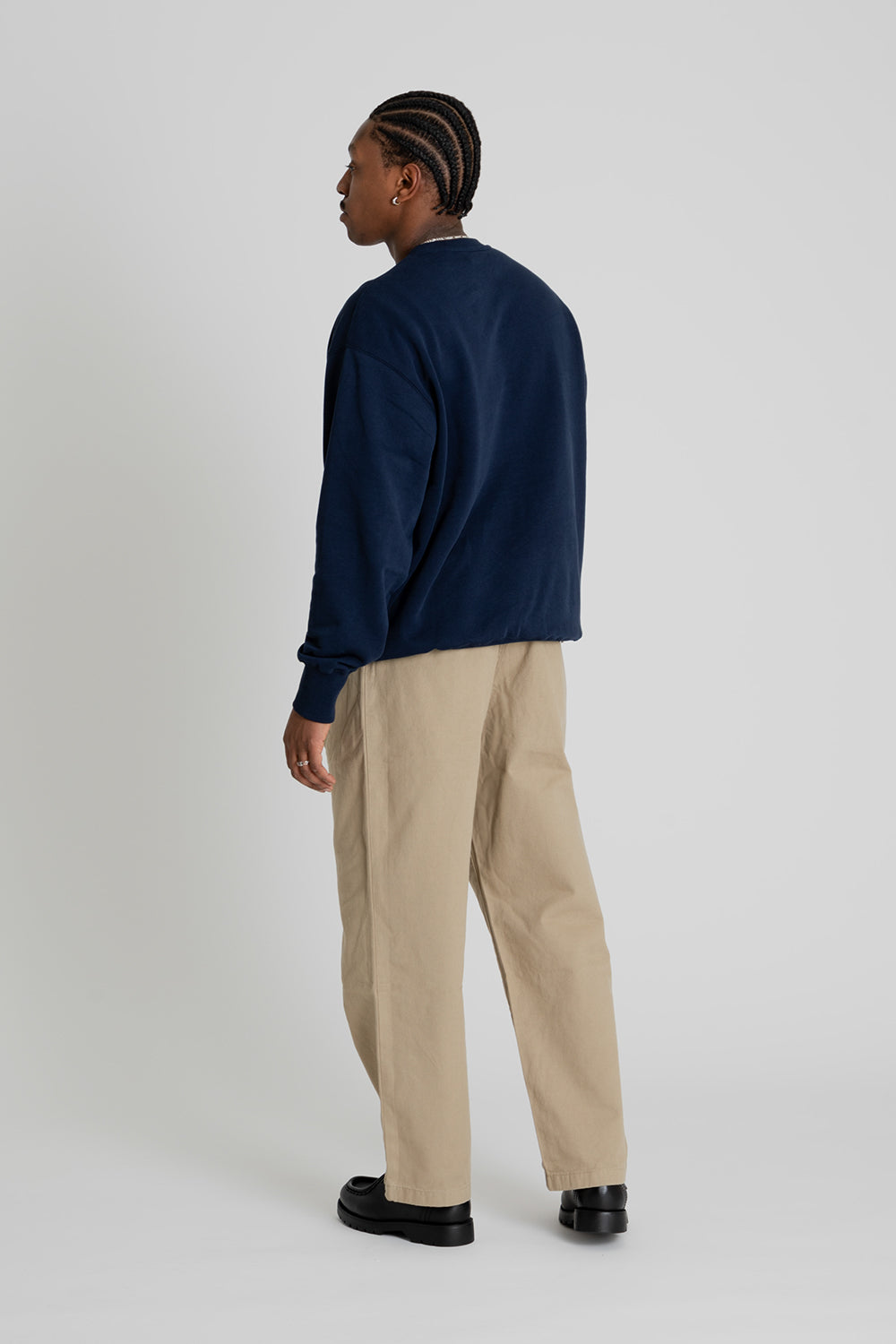 Uniform Bridge One Tuck Chino Pants Beige Side