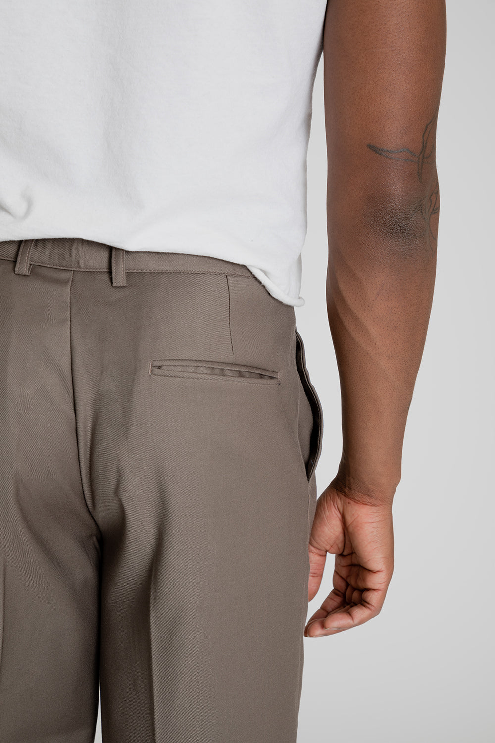 Uniform Bridge Wide Slack Pants Beige Detail 05