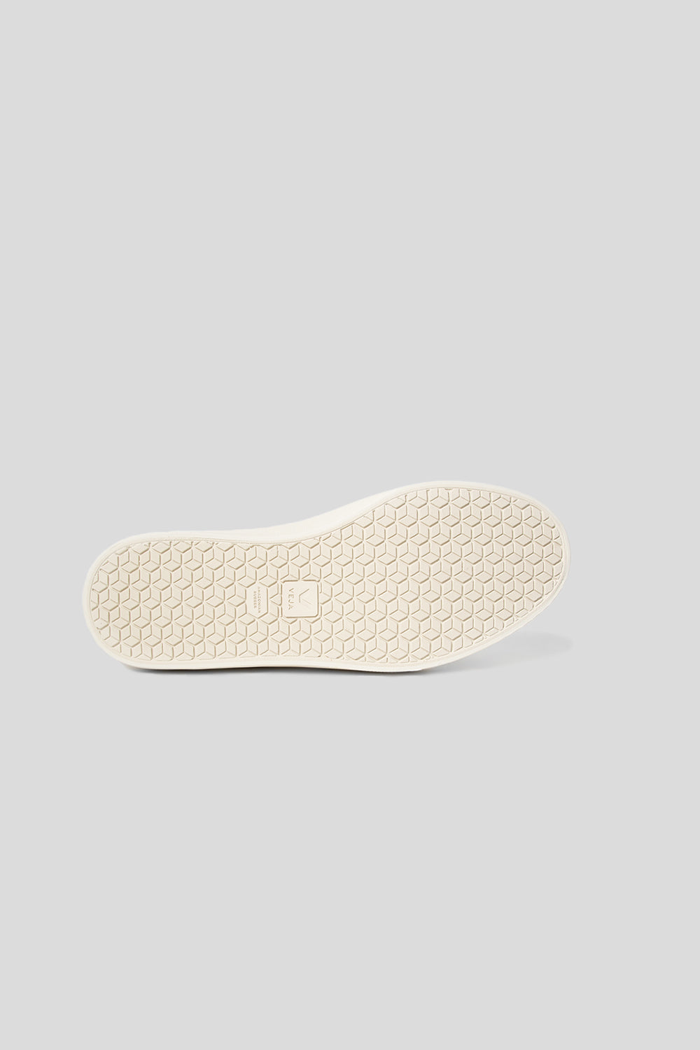 Veja Wata 2 Low in Black/Pierre