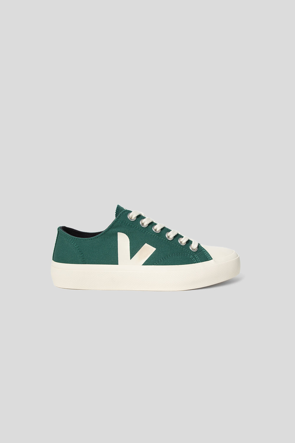Veja Women's Wata 2 Low in Poker/Pierreh
