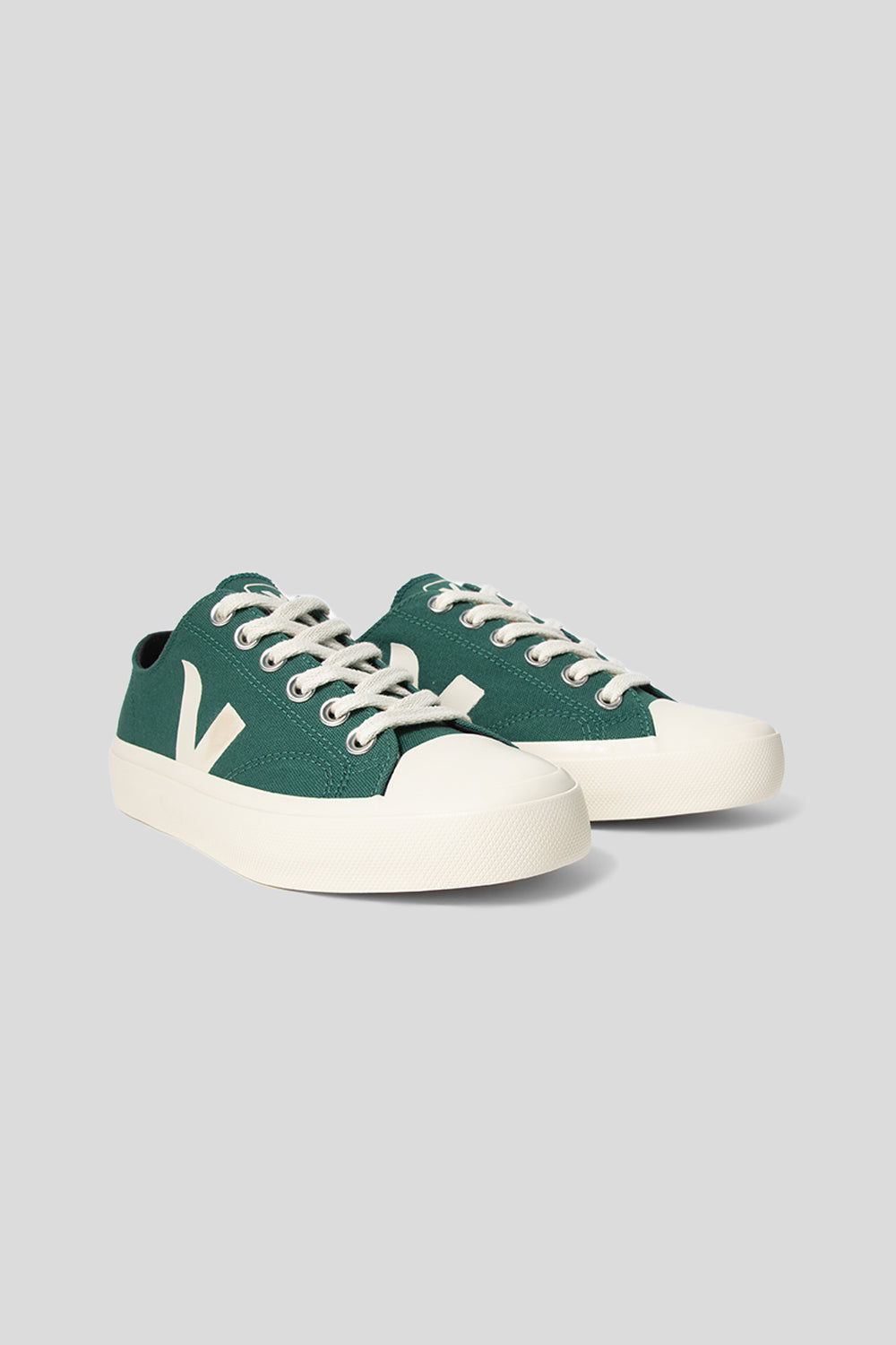 Veja Women's Wata 2 Low in Poker/Pierreh