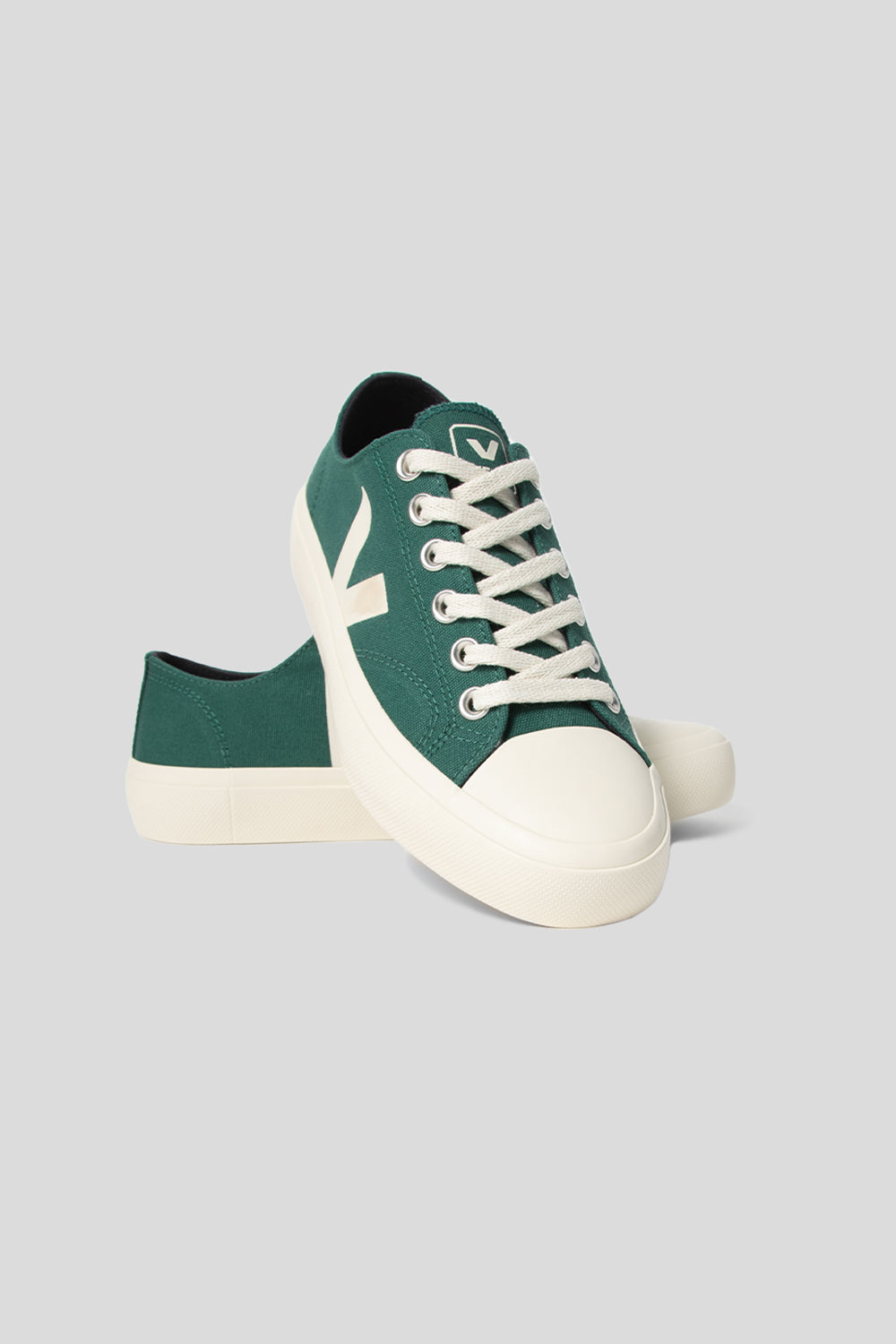 Veja Women's Wata 2 Low in Poker/Pierreh