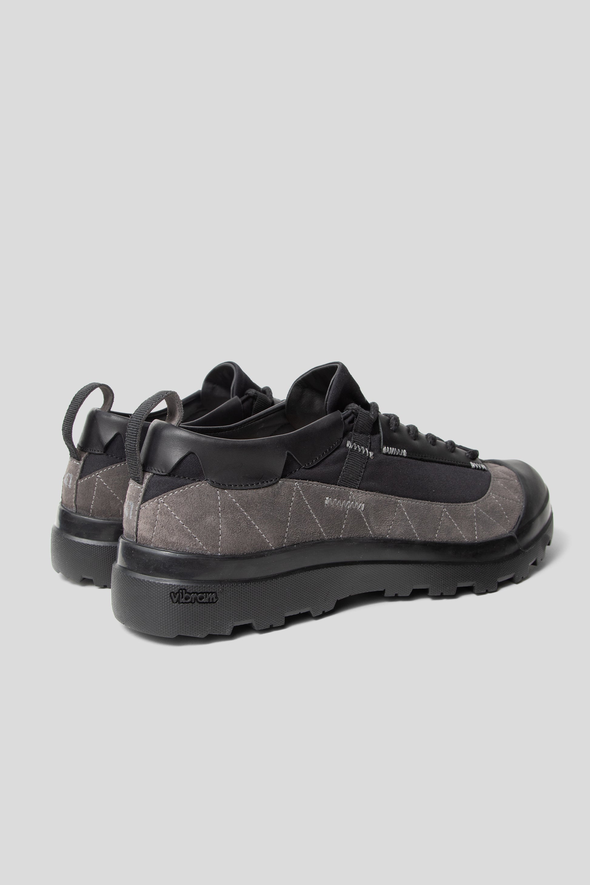 Wallace Ranra SS25 Kalt Black 03