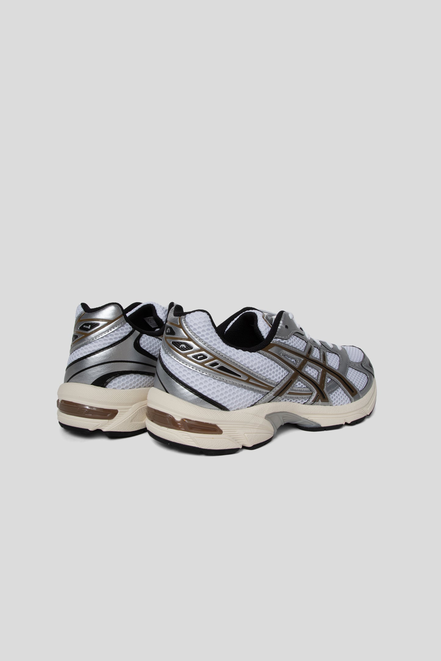 Asics Gel-1130 Shoe in White and Clay Canyon
