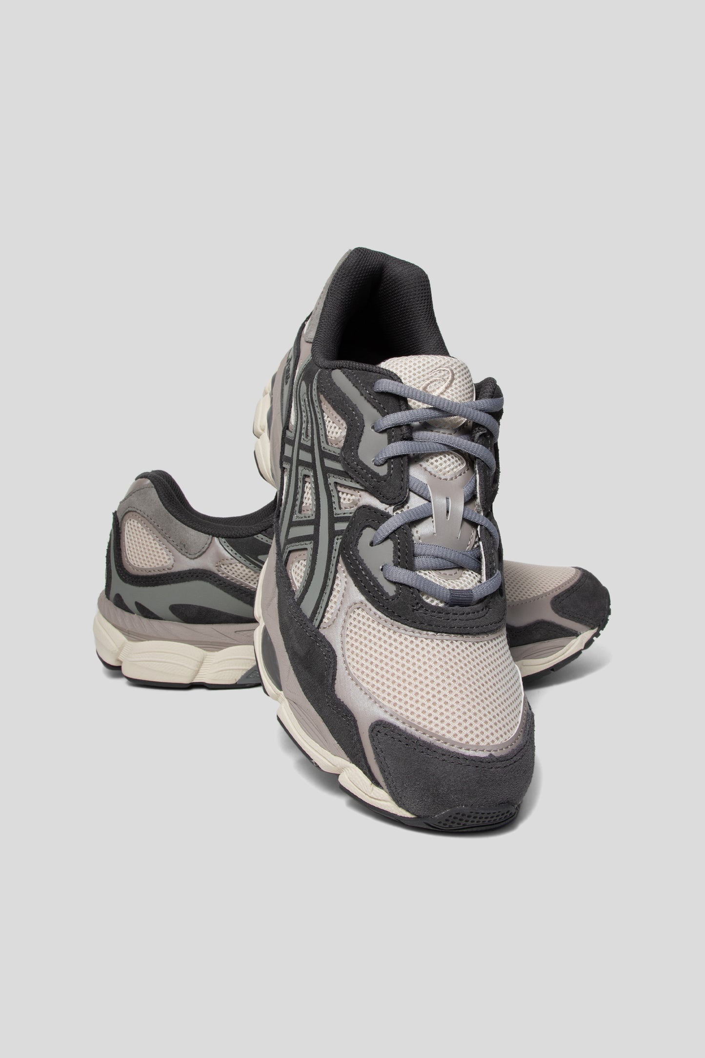 Asics Gel-NYC Shoe in Oatmeal/Obsidian Grey