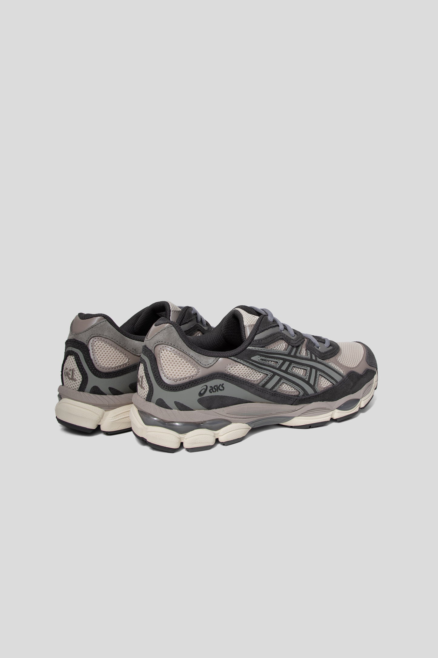 Asics Gel-NYC Shoe in Oatmeal/Obsidian Grey