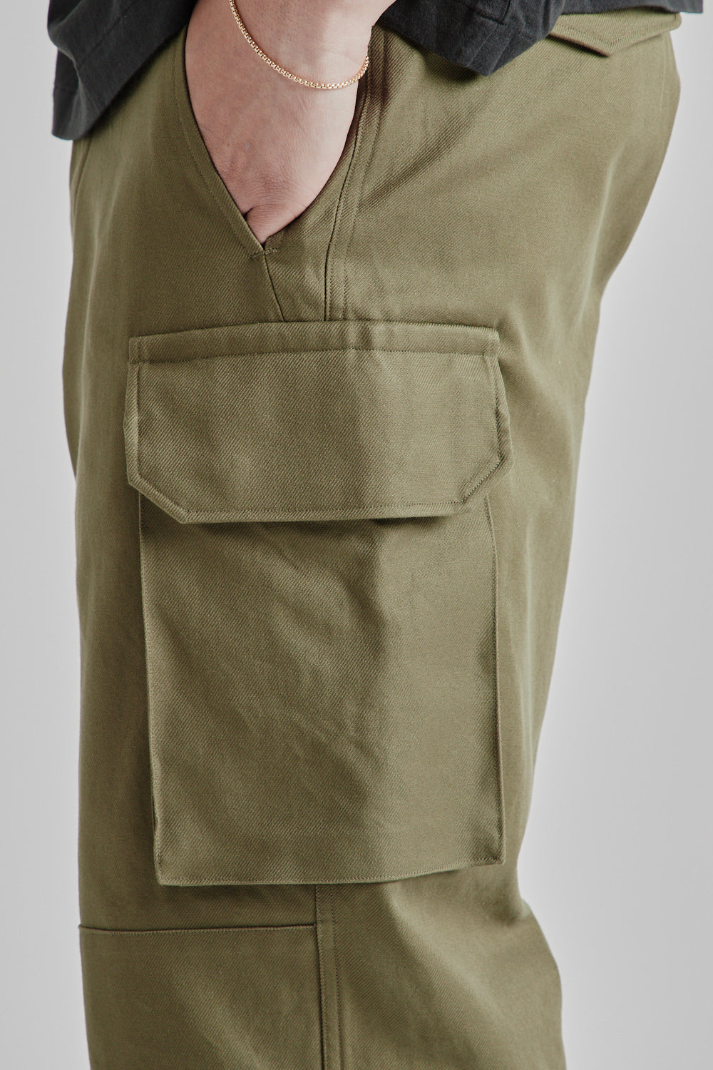 Blurhms Cotton Serge 47 Pants in Olive