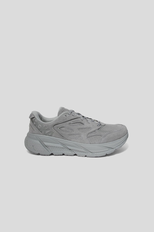 Hoka All Gender Clifton L Suede Shoe in Limestone/Limestone