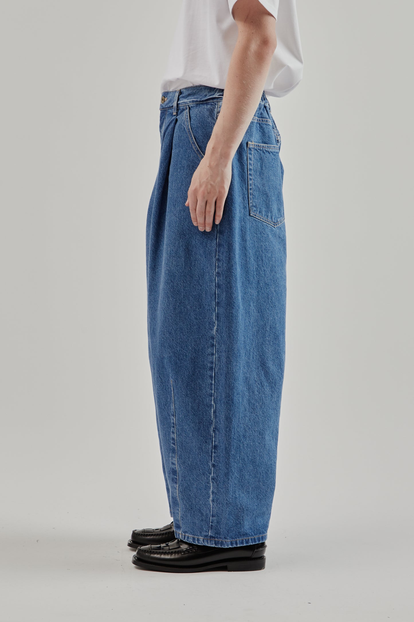 is-ness FW25 5 Pocket Balloon Pants Indigo 14