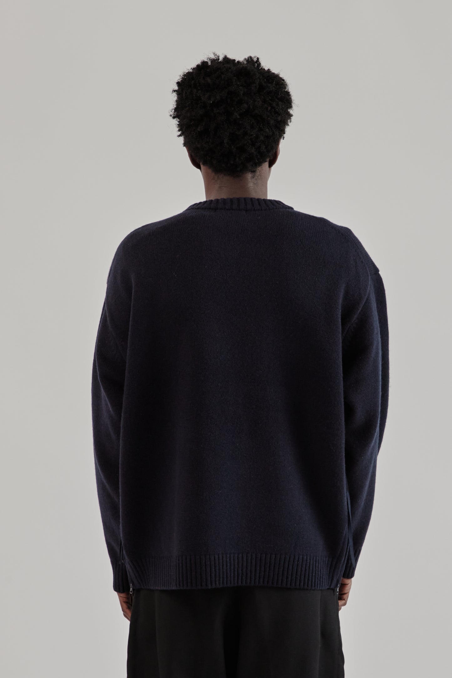 is-ness FW25 Doron Ventalation Knit Navy11