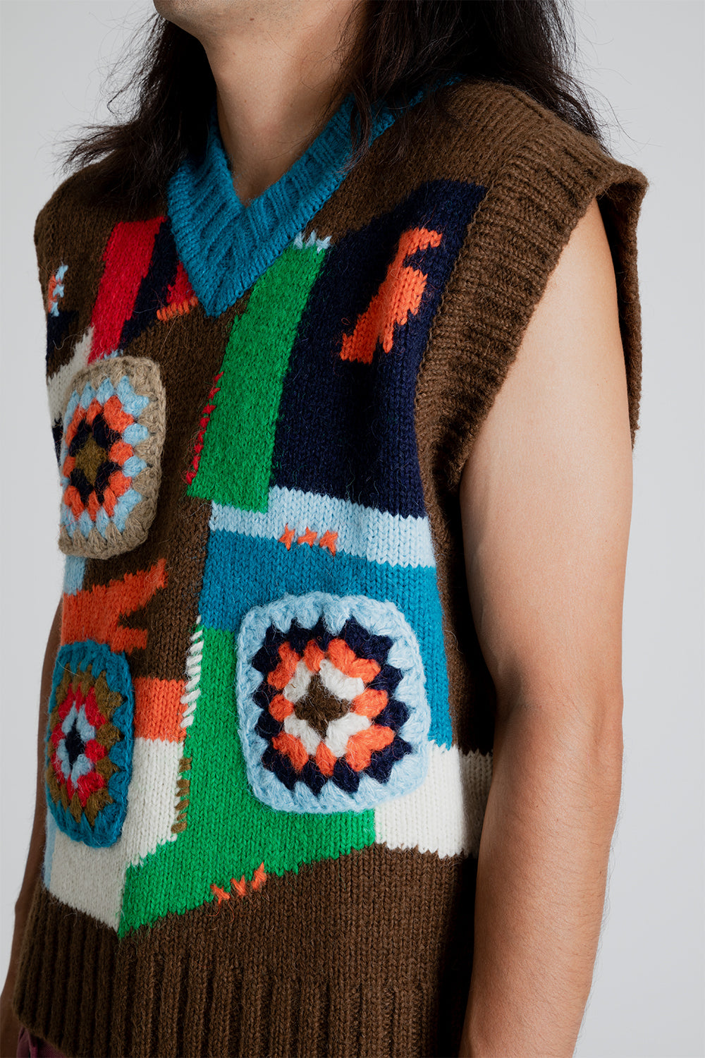 Andersson Bell Knitted Crochet Intarsia V-Neck Vest in Brown
