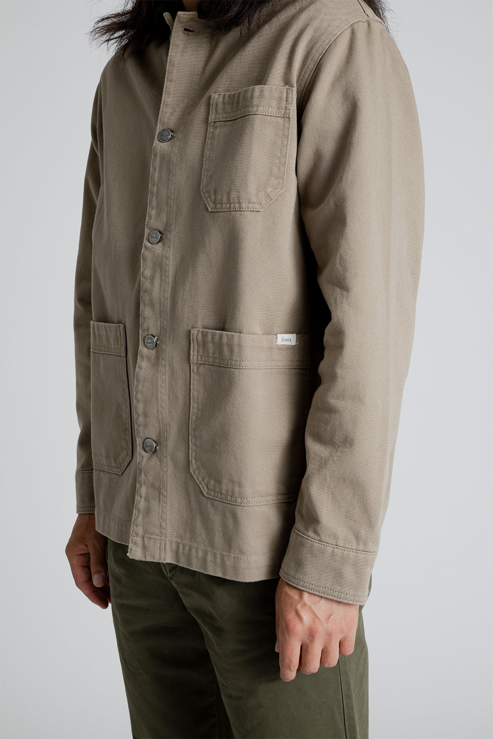 Forét Act Overshirt in Khaki / Army