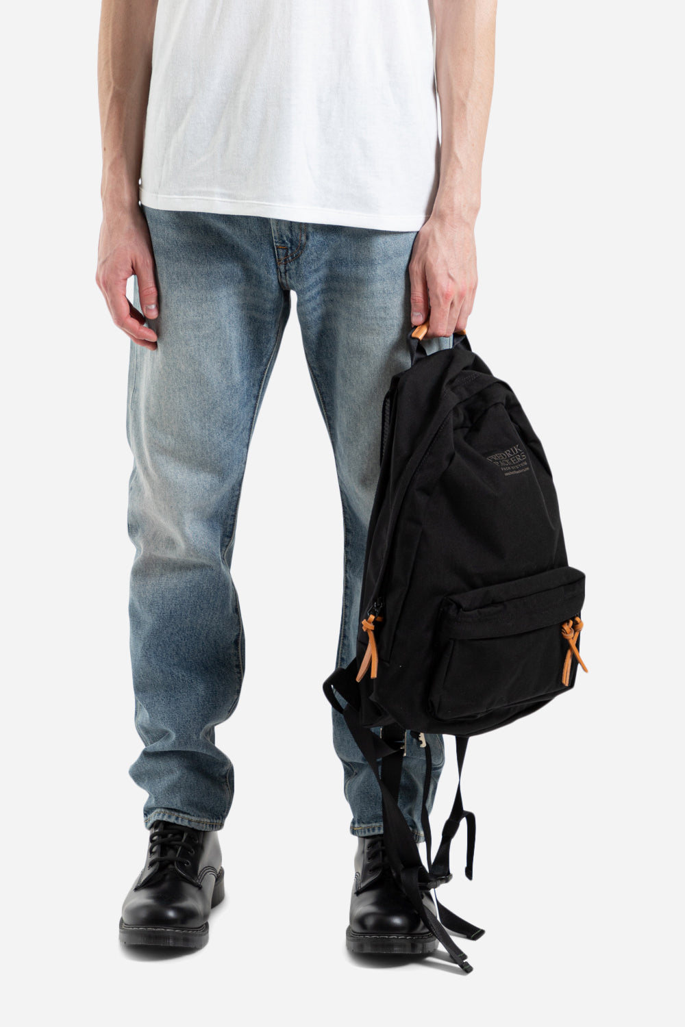 Fredrik Packers 500D Day Pack - Black | Wallace Mercantile Shop