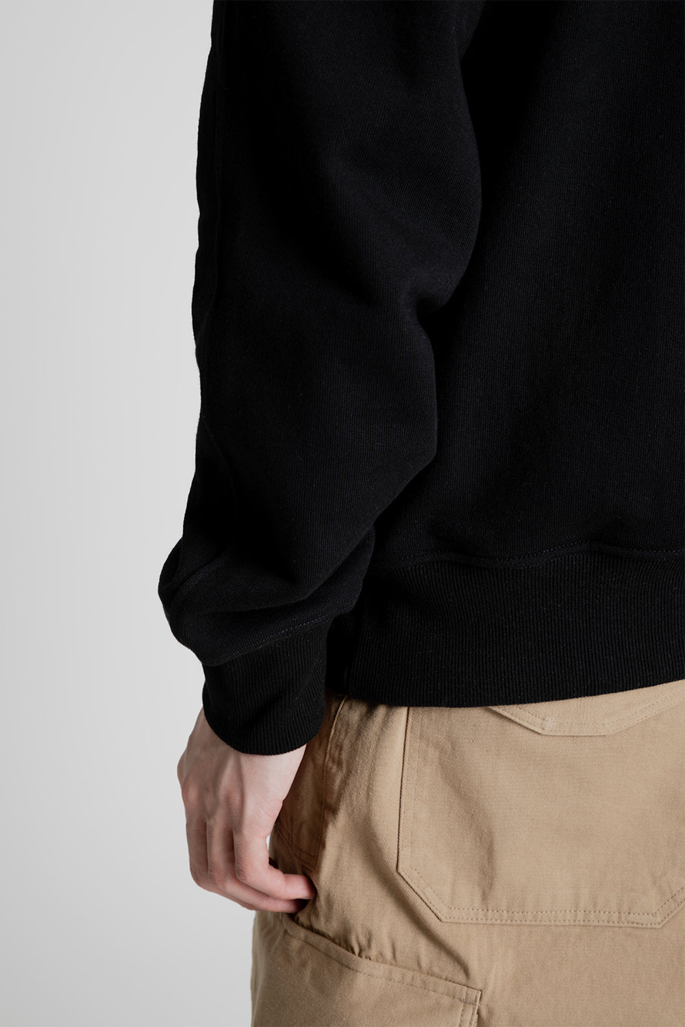 Frizmworks_OG_Heavyweight_Sweatshirt_002_Black