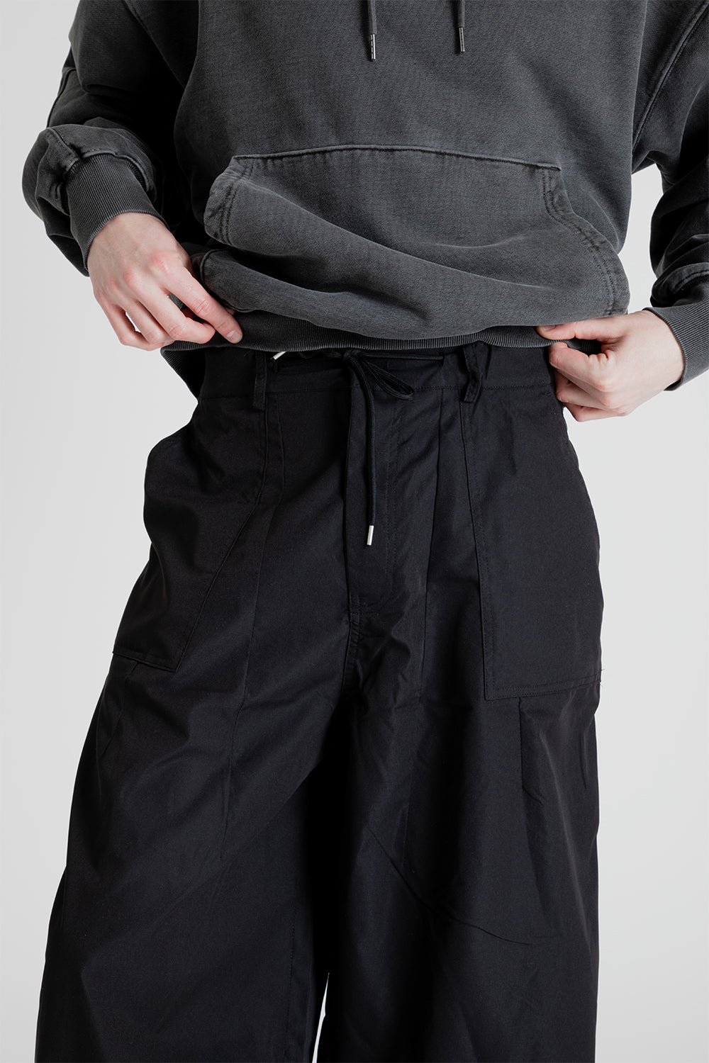 Frizmworks Poplin Balloon String Pants in Black