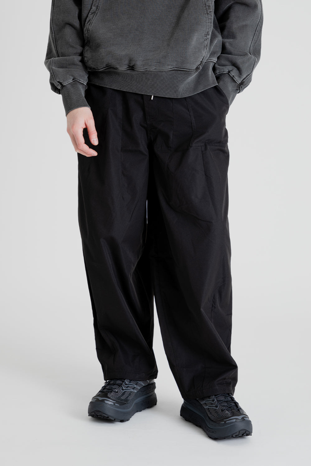 Frizmworks Poplin Balloon String Pants in Black