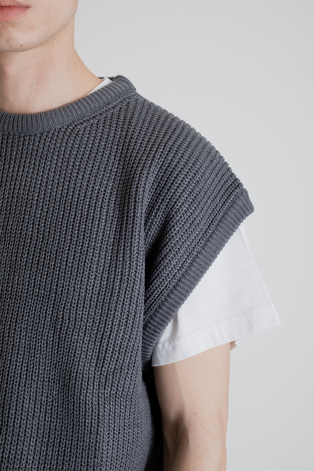 Frizmworks Relaxed Knit Vest in Charcoal