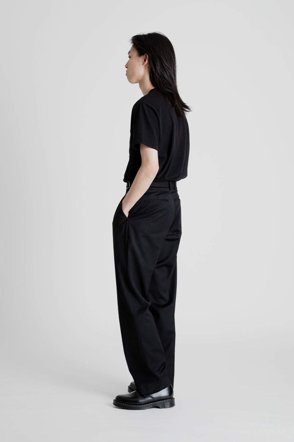 Frizmworks_Side_Adjust_Two_Tuck_Slacks_Black