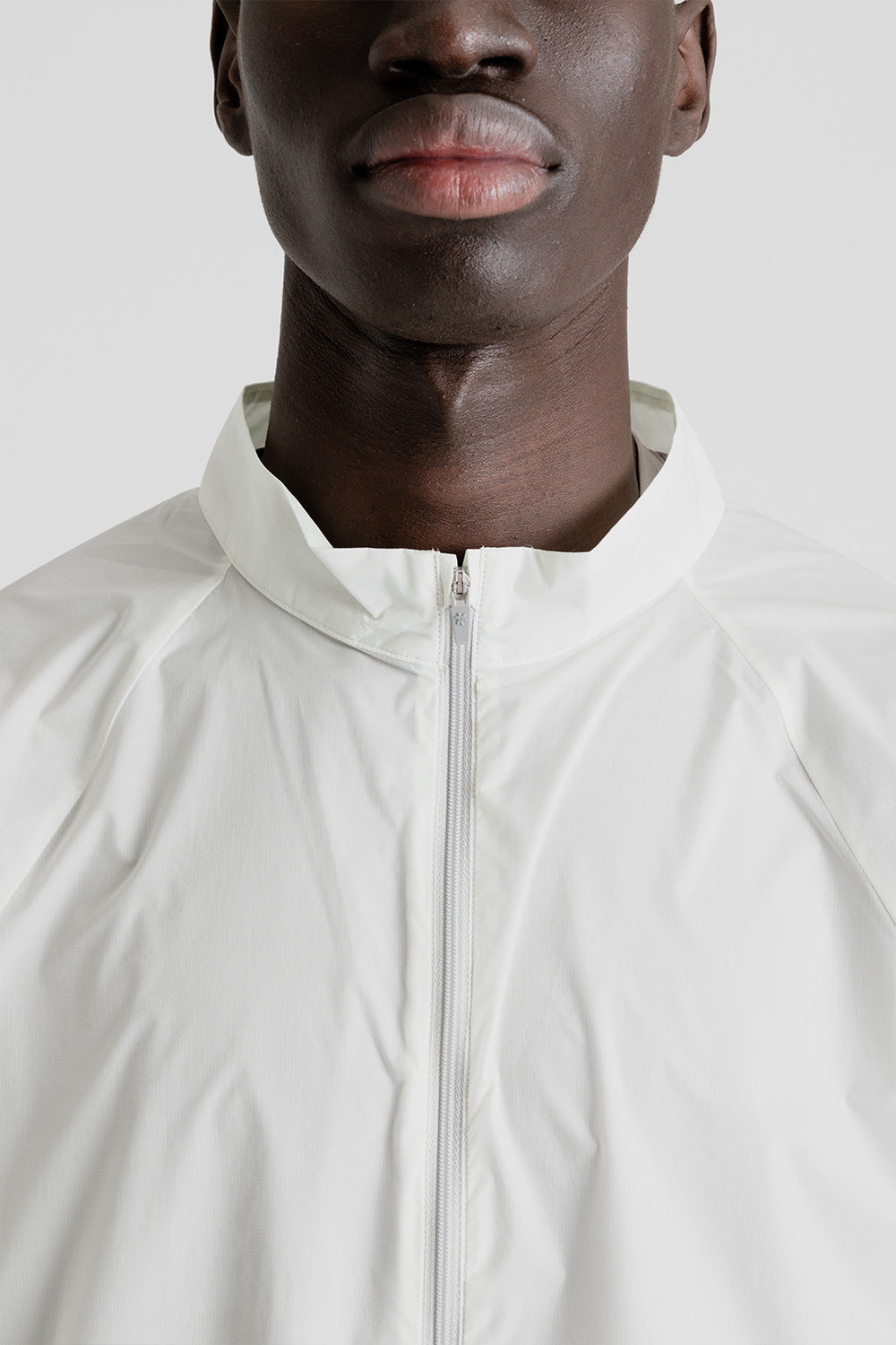 Goldwin-compact-jacket-moon-white