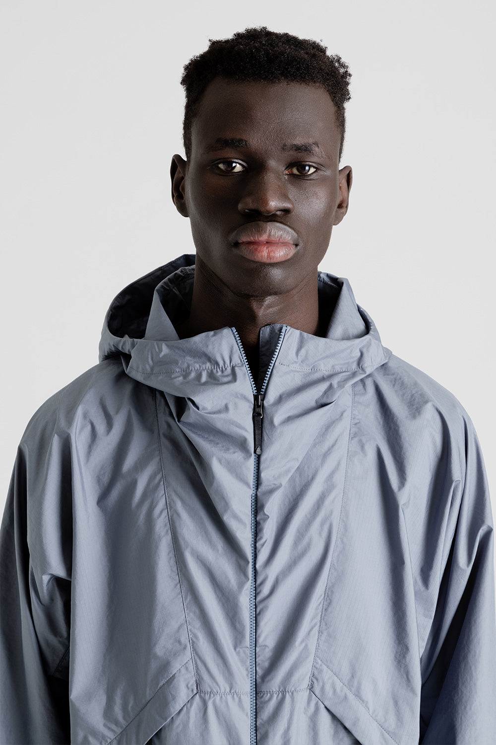 Goldwin-rip-stop-light-jacket-endurance-grey