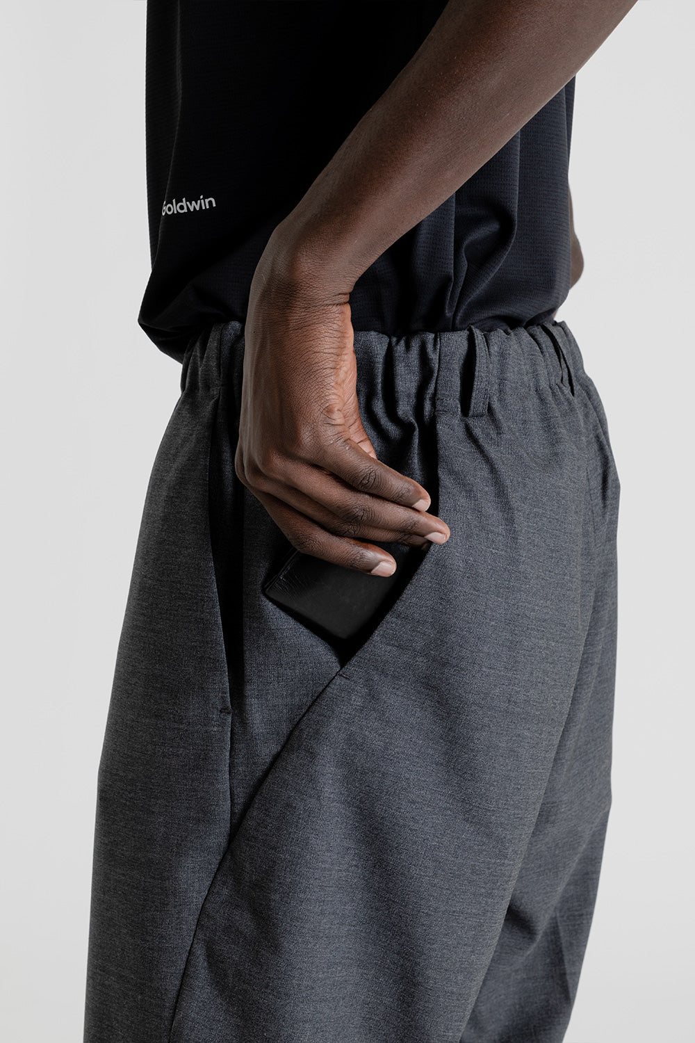 Goldwin-wool-easy-straight-pants-mix-gray