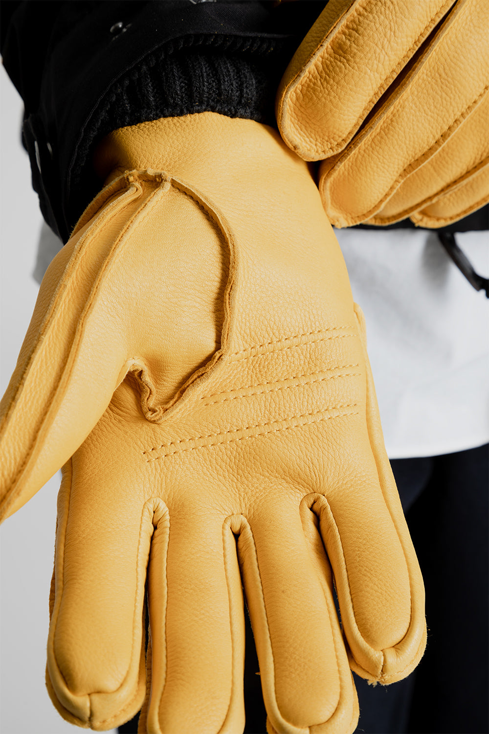 Hestra Deerskin Primaloft Ribbed Gloves in Natural Yellow