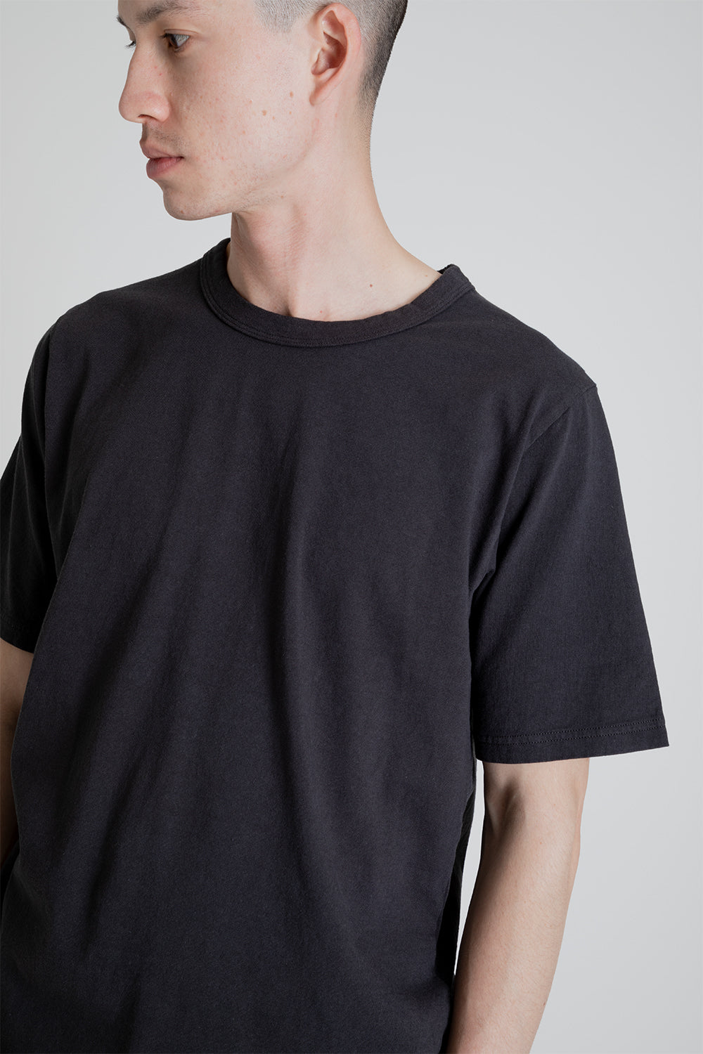 Jackman Lead Off T-Shirt in Ink Black
