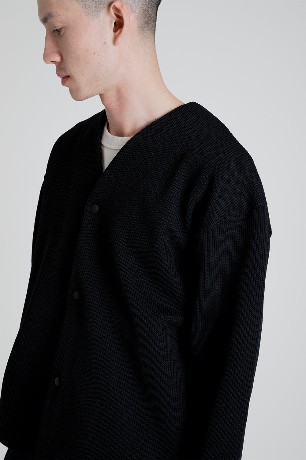 Jackman QG Cardigan in Black