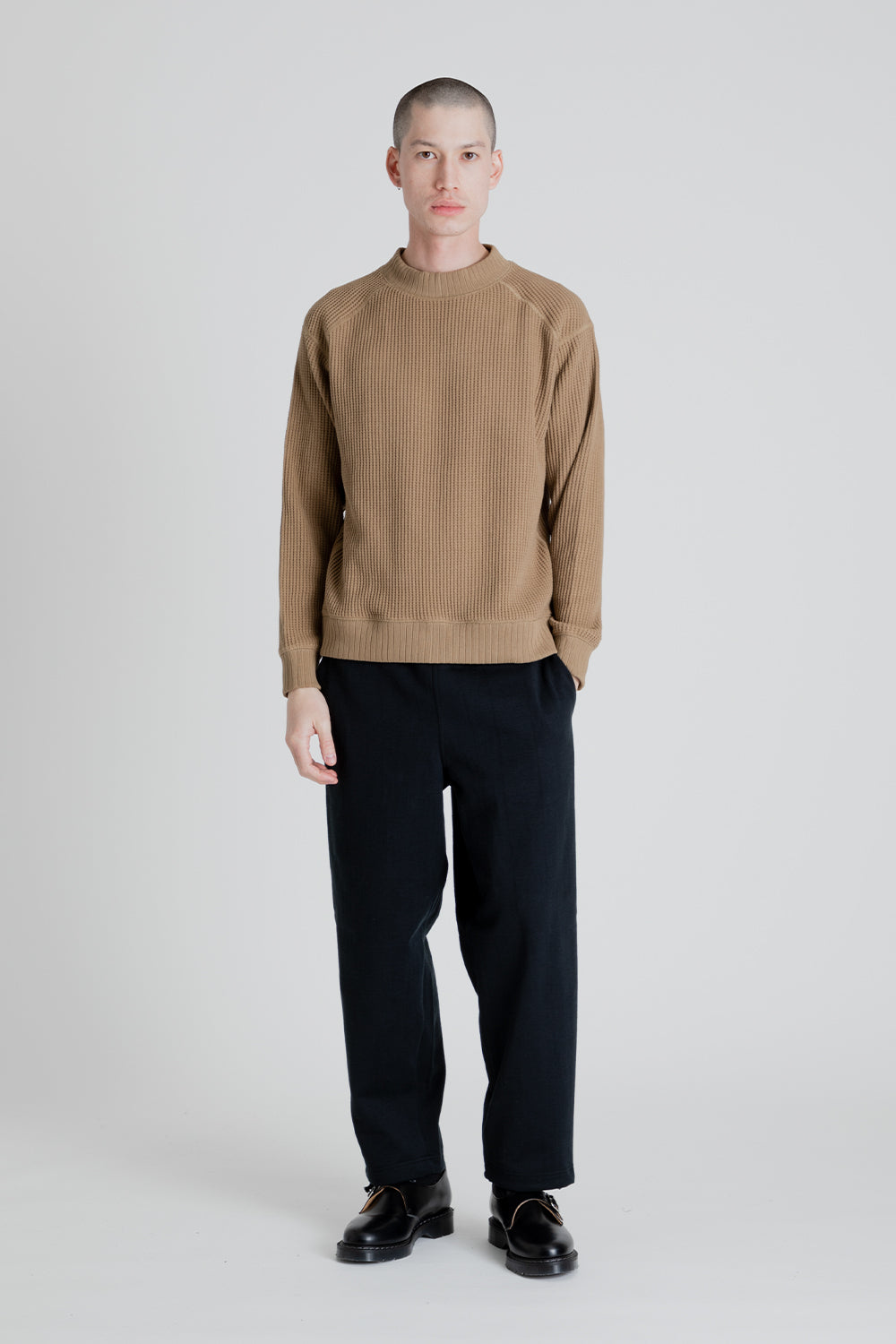 Jackman Waffle Midneck Sweatshirt in Amber Beige